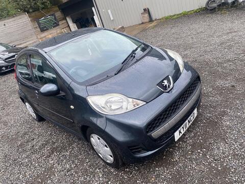 Peugeot 107 Hatchback 1.0 12V Urban Euro 5 5dr