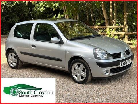 Renault Clio Hatchback 1.2 16v Dynamique 3dr