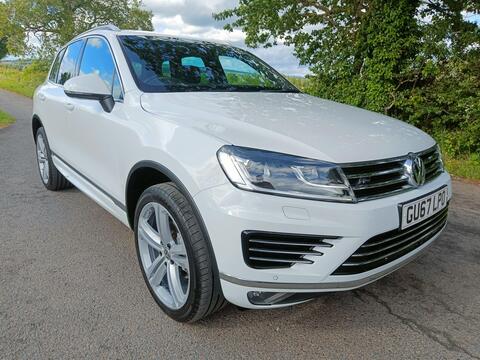 Volkswagen Touareg SUV 3.0 TDI V6 R-Line Plus Tiptronic 4WD Euro 6 (s/s) 5dr