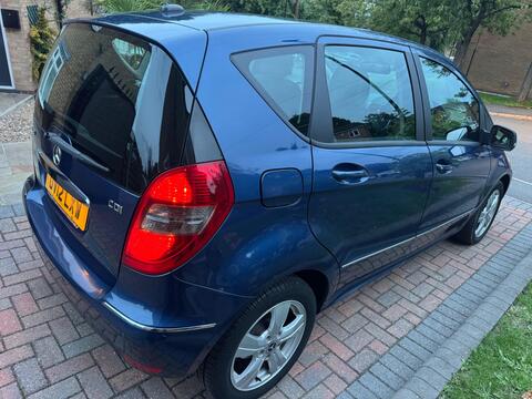 2012 Mercedes A Class, photograph 2