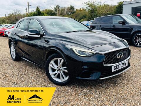 Infiniti Q30 Hatchback 1.6T SE (Business) DCT Euro 6 (s/s) 5dr