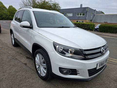 Volkswagen Tiguan SUV 2.0 TDI BlueMotion Tech Sport 4WD Euro 5 (s/s) 5dr