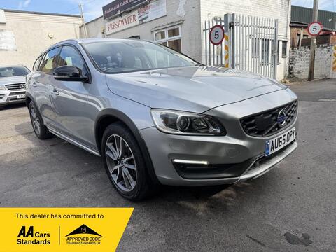 Volvo V60 Cross Country Estate 2.0 D3 Lux Nav Auto Euro 6 (s/s) 5dr