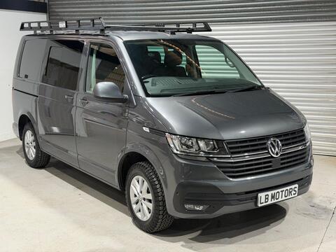 Volkswagen Transporter Combi Van 2.0 TDI T30 Highline Kombi DSG FWD SWB Euro 6 (s/s) 5dr