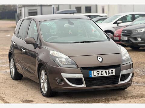 Renault Scenic MPV 2.0 dCi Privilege TomTom Auto Euro 5 5dr