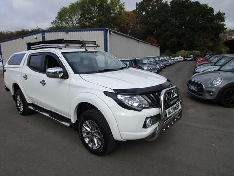 Mitsubishi L200 Pickup 2.4 DI-D DC Barbarian Auto 4WD Euro 6 4dr