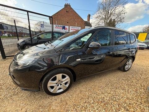 Vauxhall Zafira Tourer MPV 2.0 CDTi Exclusiv Euro 5 5dr