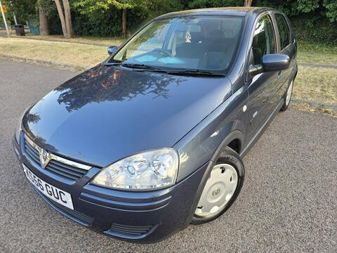 Vauxhall Corsa Hatchback 1.2i 16v Design 5dr (a/c)