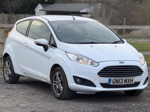 Ford Fiesta Hatchback 1.0T EcoBoost Zetec Euro 5 (s/s) 3dr
