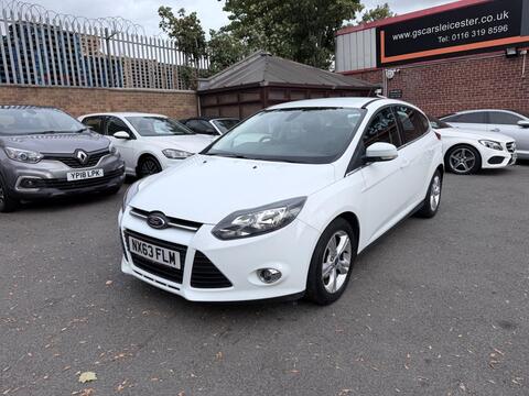 Ford Focus Hatchback 1.6 TDCi Zetec Euro 5 (s/s) 5dr