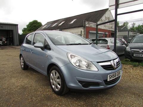 Vauxhall Corsa Hatchback 1.2i 16v Club 5dr