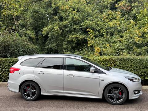 Ford Focus Estate 1.0T EcoBoost ST-Line X Euro 6 (s/s) 5dr