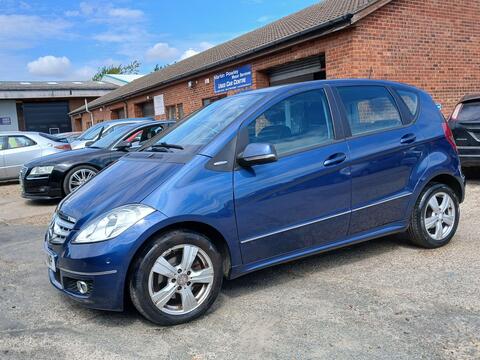 Mercedes-Benz A Class Hatchback 2.0 A180 CDI Avantgarde SE CVT 5dr
