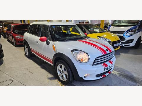 MINI Countryman SUV 1.6 Cooper Euro 5 (s/s) 5dr