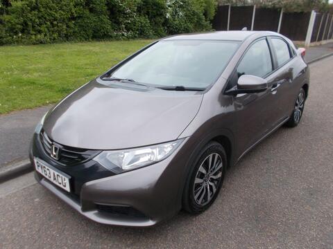 Honda Civic Hatchback 1.6 i-DTEC SE Euro 5 (s/s) 5dr