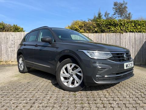 Volkswagen Tiguan SUV 1.5 TSI Life DSG Euro 6 (s/s) 5dr