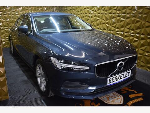Volvo S90 Saloon 2.0 D4 Momentum Auto Euro 6 (s/s) 4dr