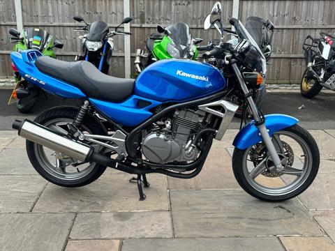 Kawasaki ER-5 Naked 500
