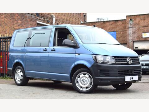 Volkswagen Transporter Shuttle Minibus 2.0 TDI BlueMotion Tech S FWD SWB Euro 6 (s/s) 5dr