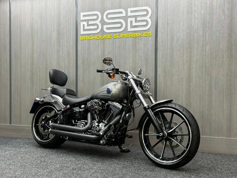 Harley-Davidson Softail Custom Cruiser 1690 FXSB Breakout