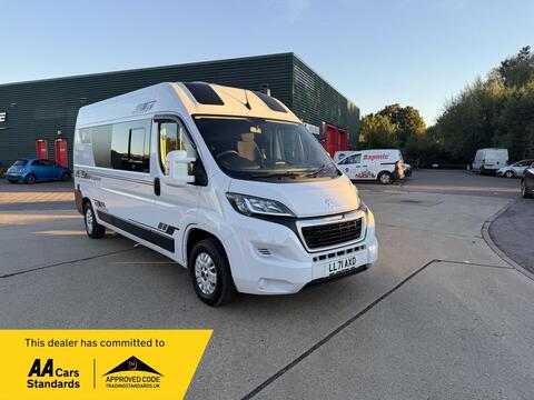 Peugeot Boxer Camper 2.2 BlueHDi 335 Professional L3 H2 Euro 6 (s/s) 5dr