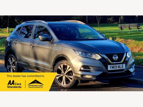 Nissan Qashqai SUV 1.5 dCi N-Connecta Euro 6 (s/s) 5dr