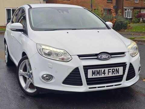 Ford Focus Hatchback 1.6 TDCi Titanium X Euro 5 (s/s) 5dr