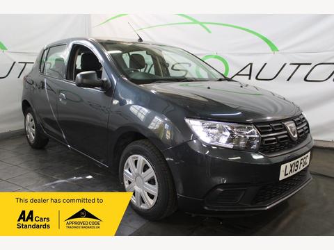 Dacia Sandero Hatchback 1.0 SCe Essential Euro 6 5dr