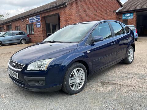 Ford Focus Hatchback 1.6 Ghia 5dr