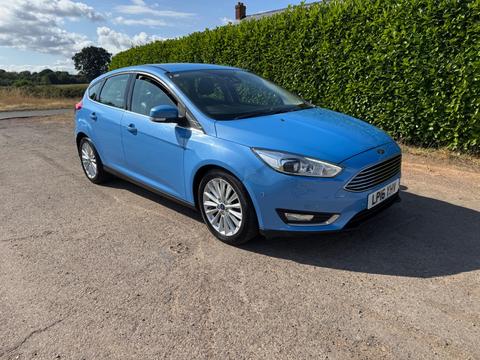 Ford Focus Hatchback 1.0T EcoBoost Titanium X Euro 6 (s/s) 5dr
