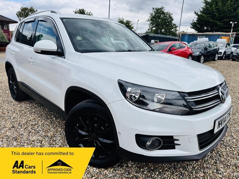 Volkswagen Tiguan SUV 2.0 TDI BlueMotion Tech Match 4WD Euro 5 (s/s) 5dr