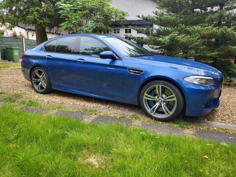 BMW M5 Saloon 4.4 V8 DCT Euro 5 (s/s) 4dr