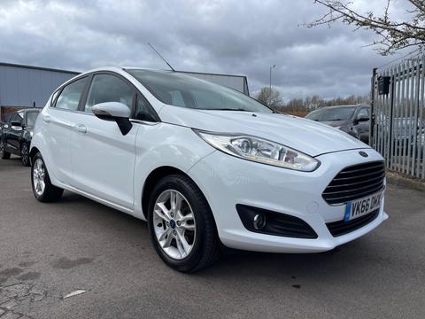 Ford Fiesta Hatchback 1.25 Zetec Euro 6 5dr