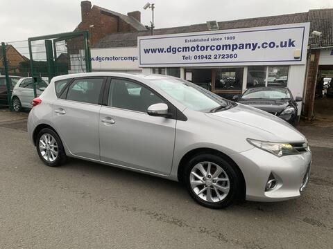 Toyota Auris Hatchback 1.6 V-Matic Icon Euro 5 5dr