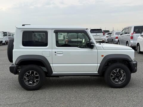 Suzuki Jimny Estate Sierra JC 1.5 Auto