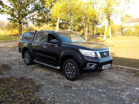 Nissan Navara Pickup 2.3 dCi Tekna Auto 4WD Euro 6 4dr