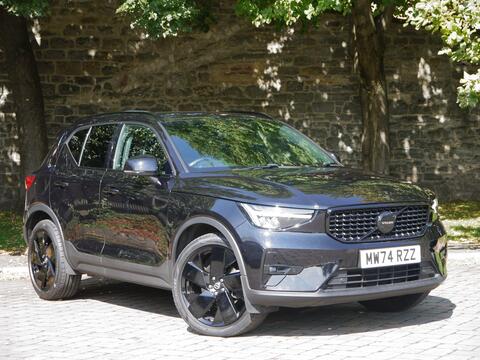 Volvo XC40 SUV 2.0 B4 MHEV Plus Black Edition DCT Auto Euro 6 (s/s) 5dr