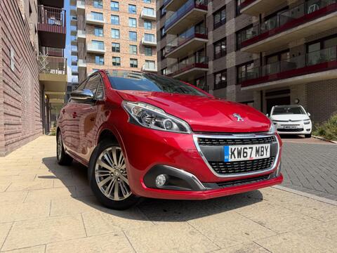 Peugeot 208 Hatchback 1.2 PureTech Allure Euro 6 (s/s) 5dr