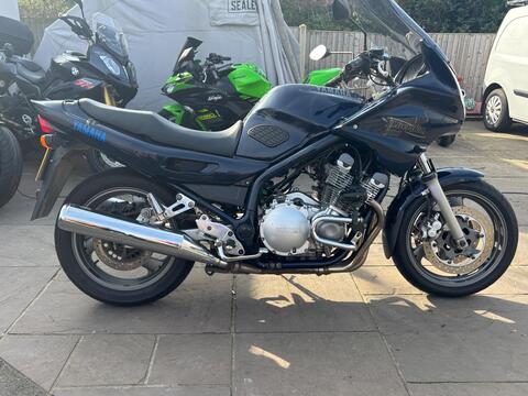 Yamaha XJ900 Diversion Sports Tourer 900