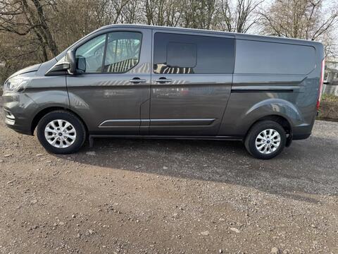 Ford Transit Custom Combi Van 2.0 320 EcoBlue Limited Crew Van L2 H1 Euro 6 (s/s) 5dr (6 Seat)