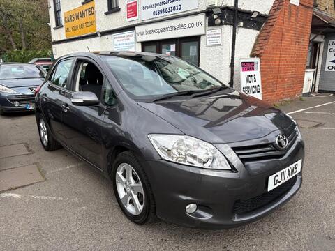 Toyota Auris Hatchback 1.6 V-Matic TR Euro 5 5dr