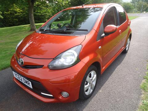 Toyota AYGO Hatchback 1.0 VVT-i Fire Euro 5 5dr