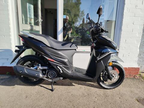 QJMotor LTS 125 S Scooter 125 CVT Euro 5