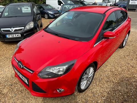Ford Focus Hatchback 1.0T EcoBoost Zetec Euro 5 (s/s) 5dr