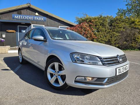 Volkswagen Passat Saloon 2.0 TDI BlueMotion Tech SE DSG Euro 5 (s/s) 4dr