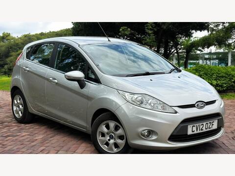 Ford Fiesta Hatchback 1.6 TDCi ECOnetic DPF Zetec 5dr