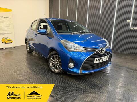 Toyota Yaris Hatchback 1.33 Dual VVT-i Icon Euro 5 5dr Euro 5