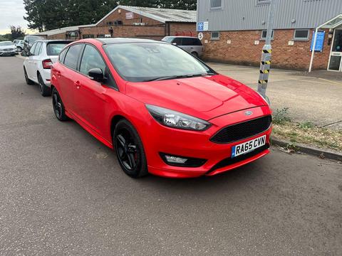 Ford Focus Hatchback 1.5T EcoBoost Zetec S Red Edition Euro 6 (s/s) 5dr