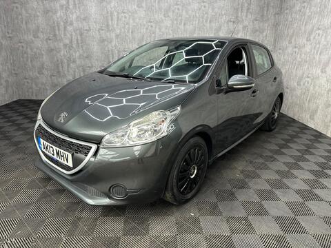 Peugeot 208 Hatchback 1.4 HDi Access+ Euro 5 5dr