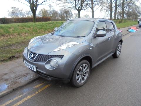 Nissan Juke SUV 1.6 DIG-T Tekna Euro 5 5dr